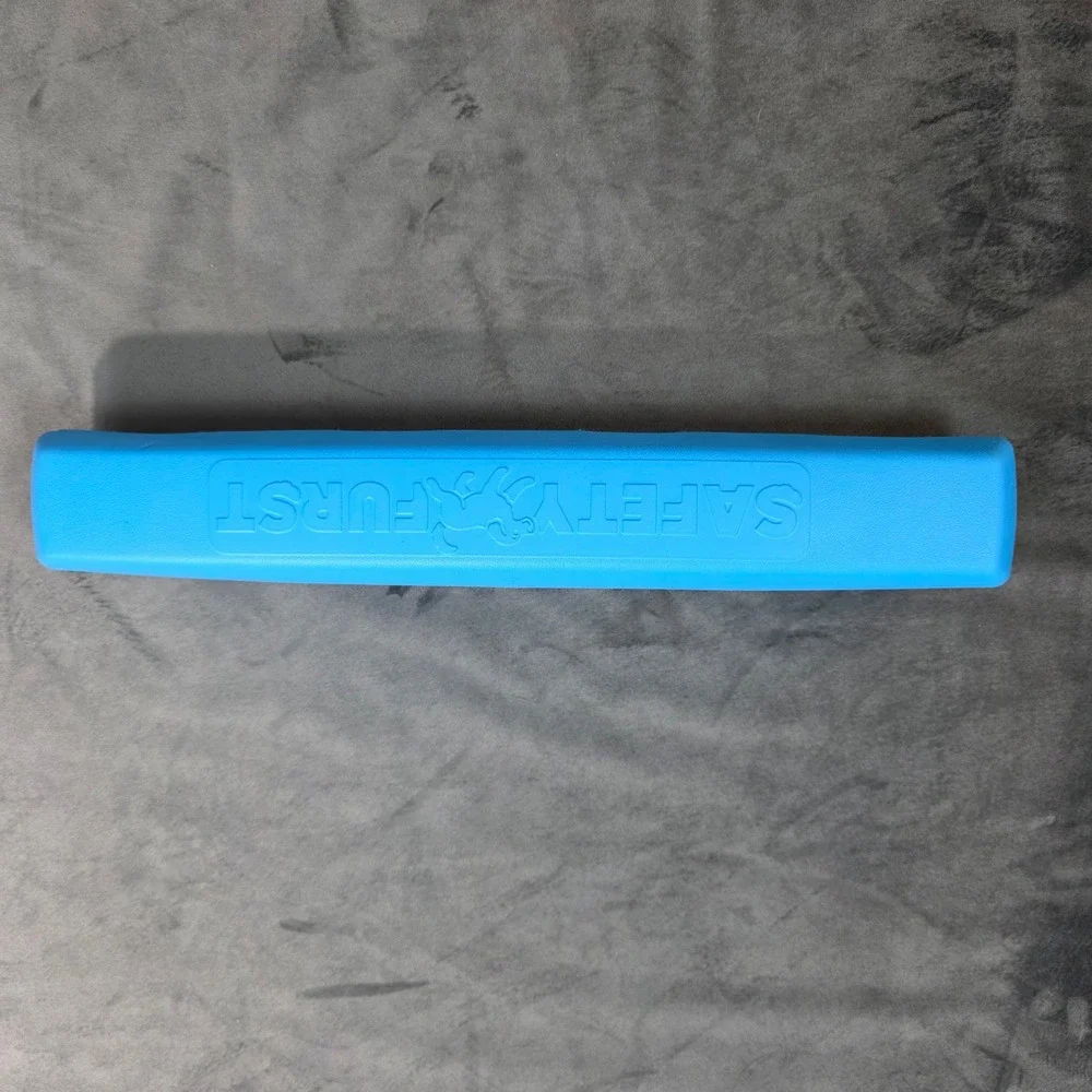 Safety Furst Blue Car Window Guard Pet Safety Barrier XL EXTRALIGHT Foam 15.5in